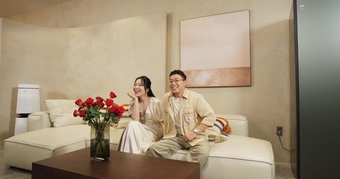 “Staycation với người thấu hiểu” là hình thức thư giãn tốt hơn du lịch - Beauty Blogger An Phương chia sẻ.